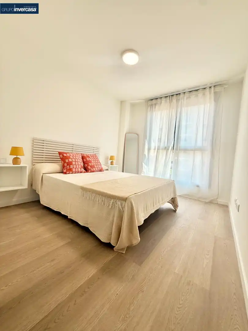 Schlafzimmer von Wohnung zur Miete in Quart de Poblet mit Klimaanlage, Abstellraum und Möbliert