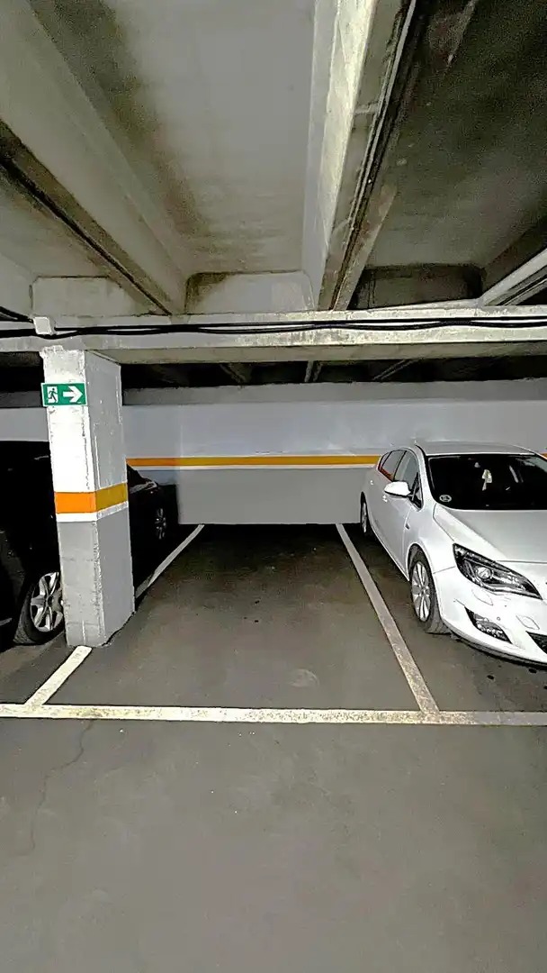 Parkplatz von Garage zum Verkauf in Leganés