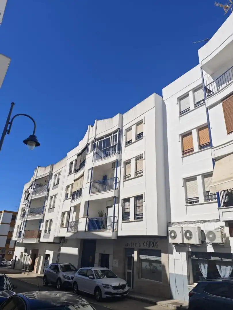 Vista exterior de Piso en venta en Ayamonte con Aire acondicionado, Amueblado y Balcón