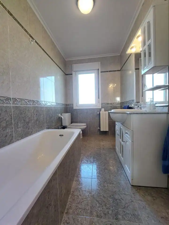 Bathroom of Houses for sale in Gijón   with Heating, Private garden and Terrace