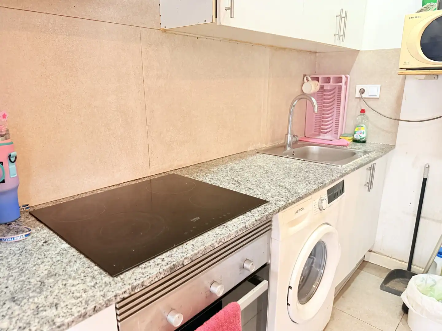Cocina de Piso en venta en Badalona con Amueblado, Horno y Lavadora