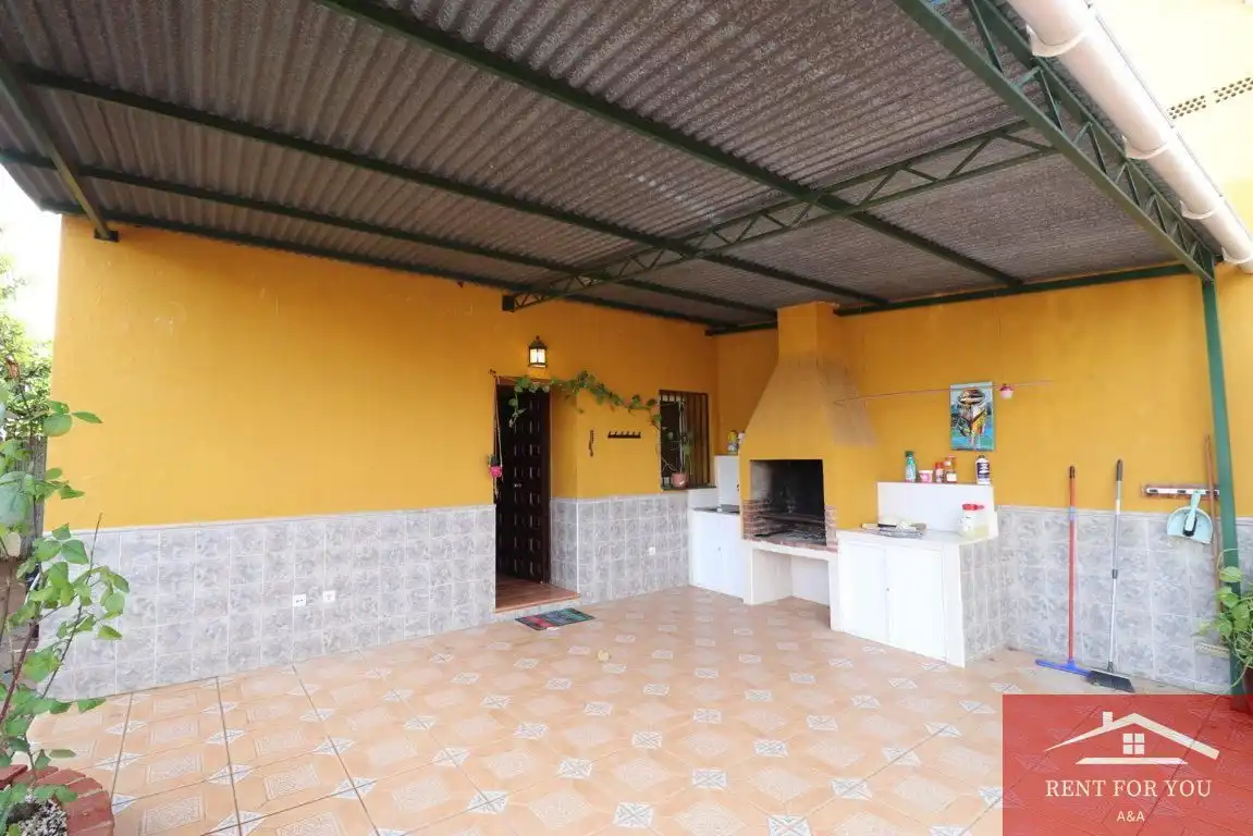 Casa con giardino in affitto a Coín