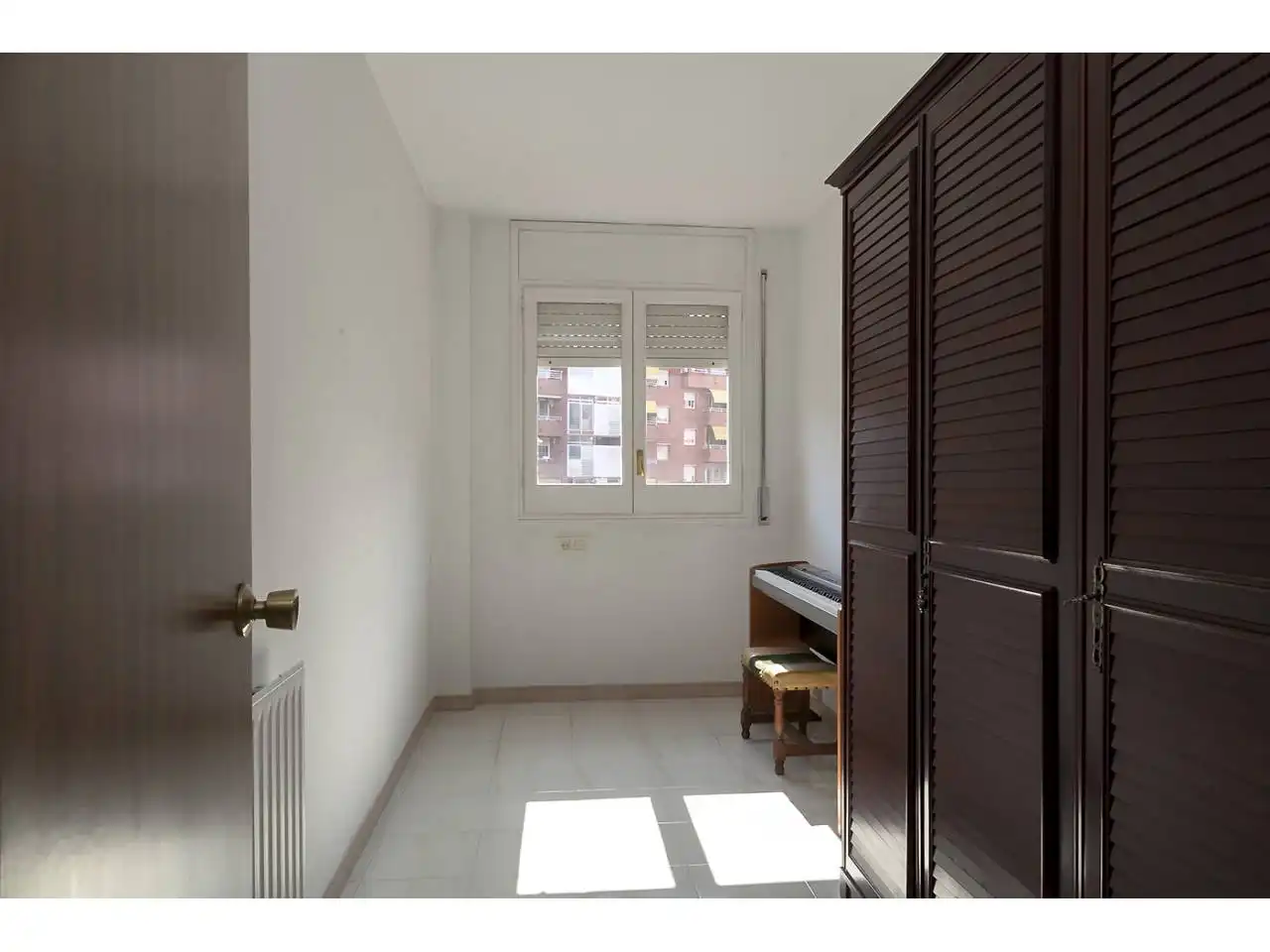 Habitación de Piso en venta en Sant Joan Despí con Calefacción y Terraza