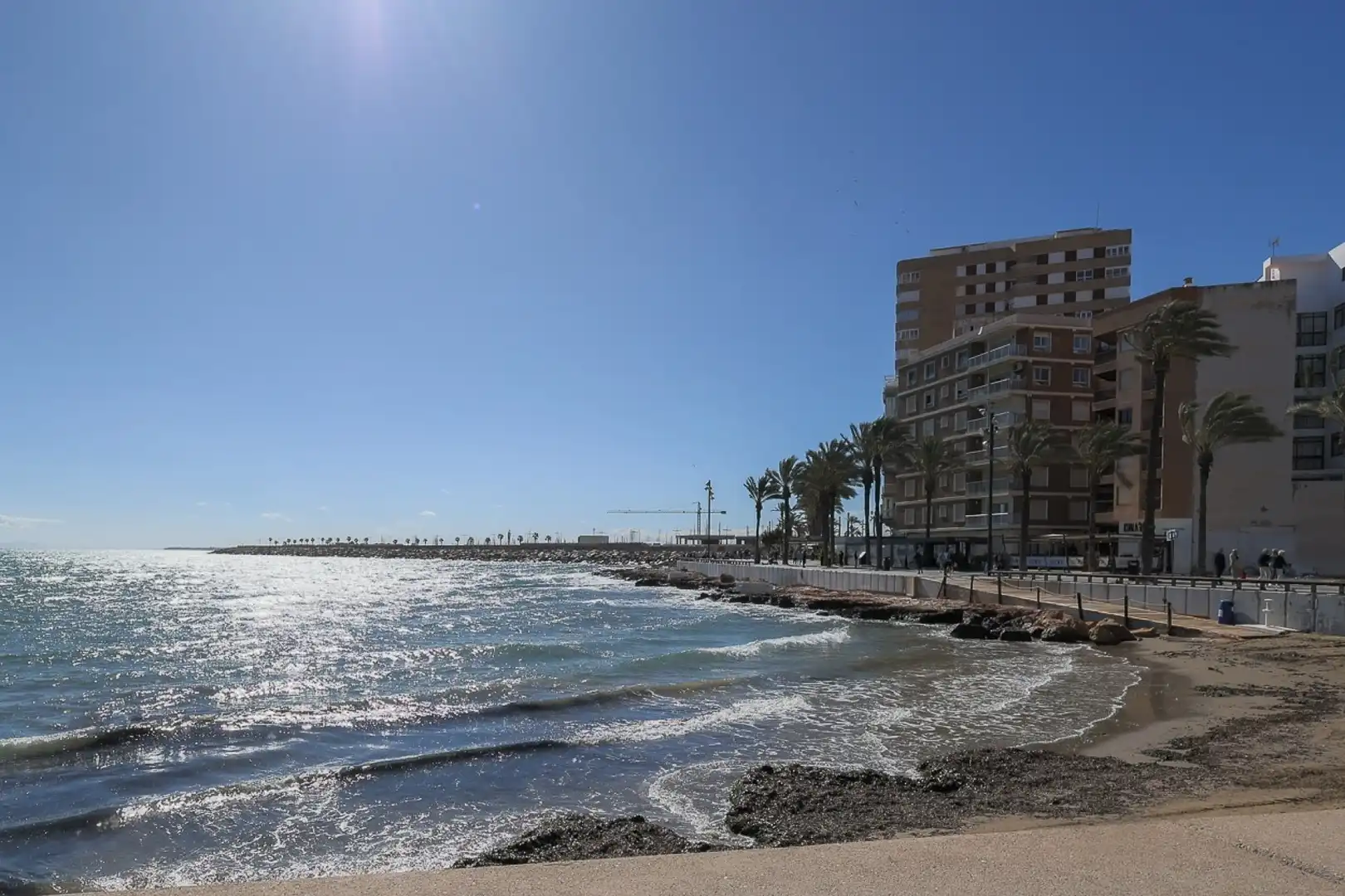 Außenansicht von Wohnung zum Verkauf in Torrevieja mit Klimaanlage, Heizung und Terrasse