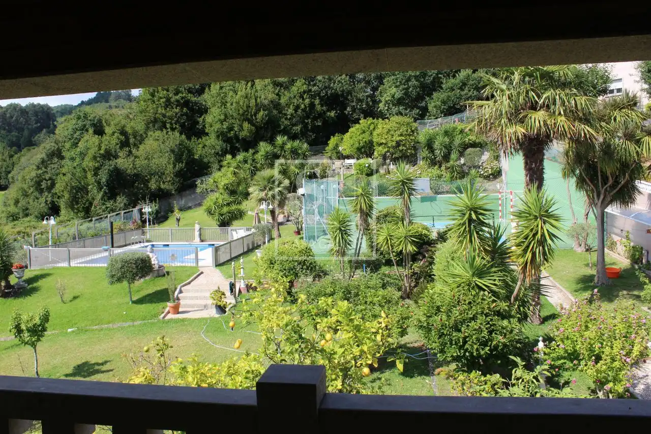 Jardín de Casa o chalet en venta en Nigrán con Calefacción, Jardín privado y Terraza