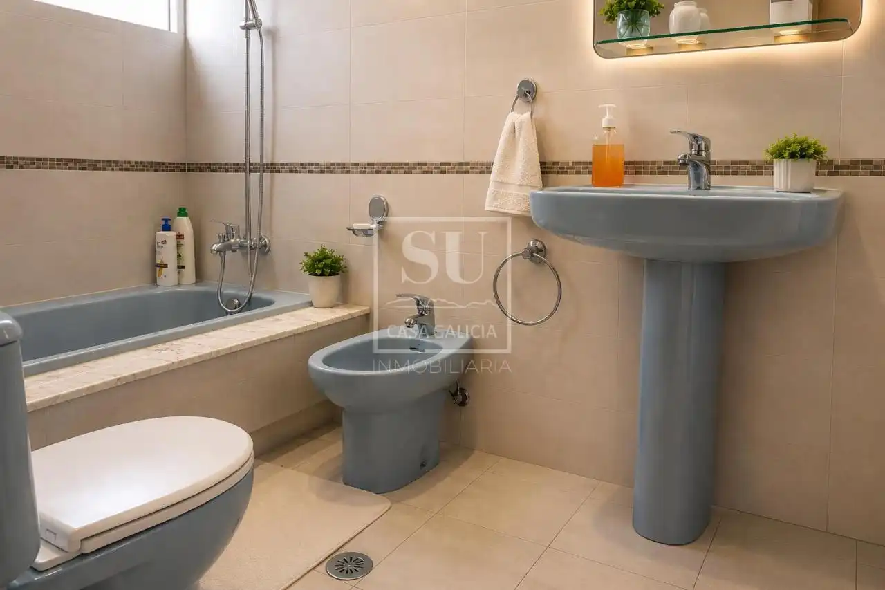 Bathroom of Houses for sale in Baiona  with Heating, Private garden and Terrace