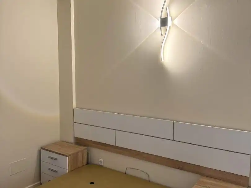 Bedroom of Flat for rent in Reyes Católicos
