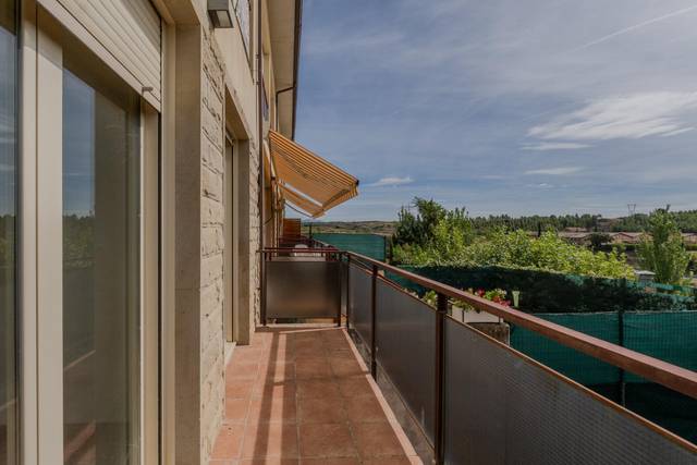 Casa adosada en Venta en Calle Manuel Iradier, 18 en Elciego