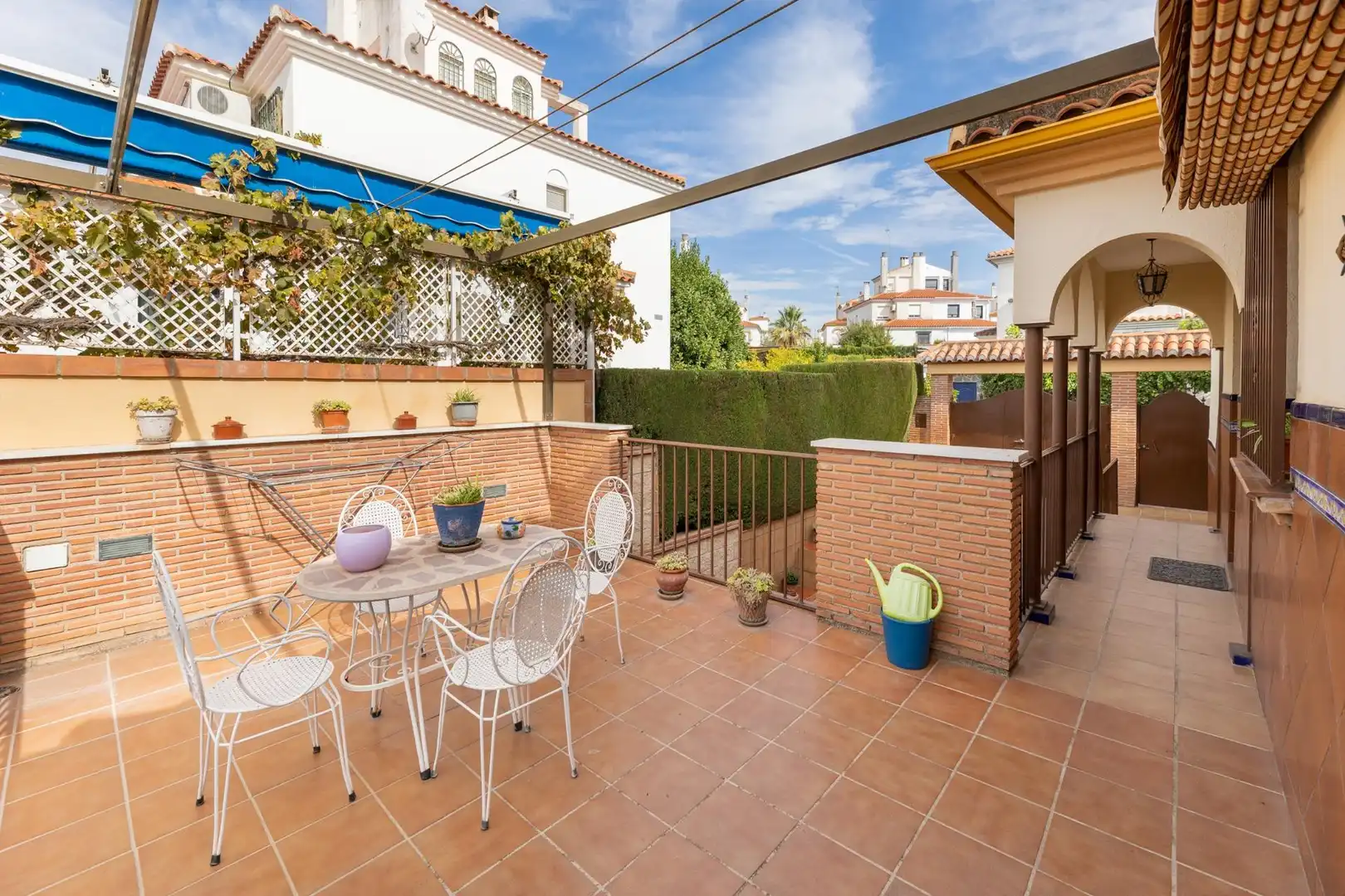 Jardí de Casa adosada en venda en Peligros amb Aire condicionat, Jardí privat i Terrassa