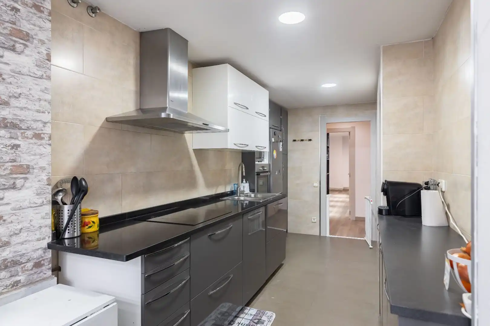 Kitchen of Flat for sale in Can Borrell