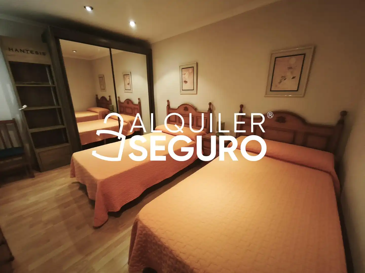 Habitación de Piso de alquiler en Zaragoza con Aire acondicionado, Calefacción y Terraza