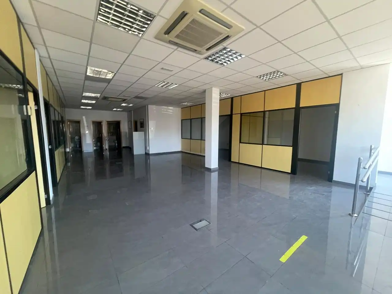 Gewerbefläche zum Verkauf in Calle Secundino Delgado 5, imagen 26