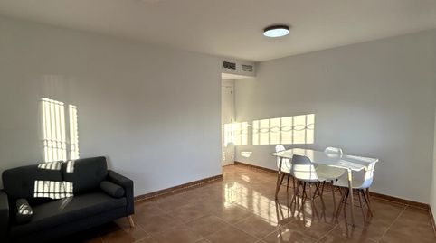 Foto 2 de Piso de alquiler en Calle Peña Ciclista Muñoz, 8, Las Cabañuelas, Vícar