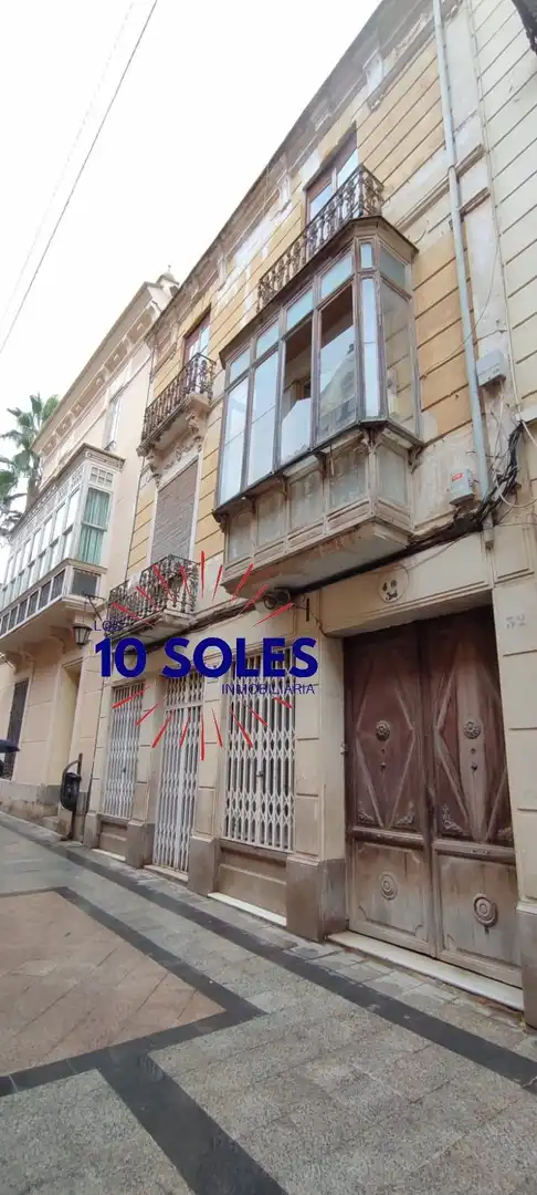 Vista exterior de Casa adosada en venda en Orihuela