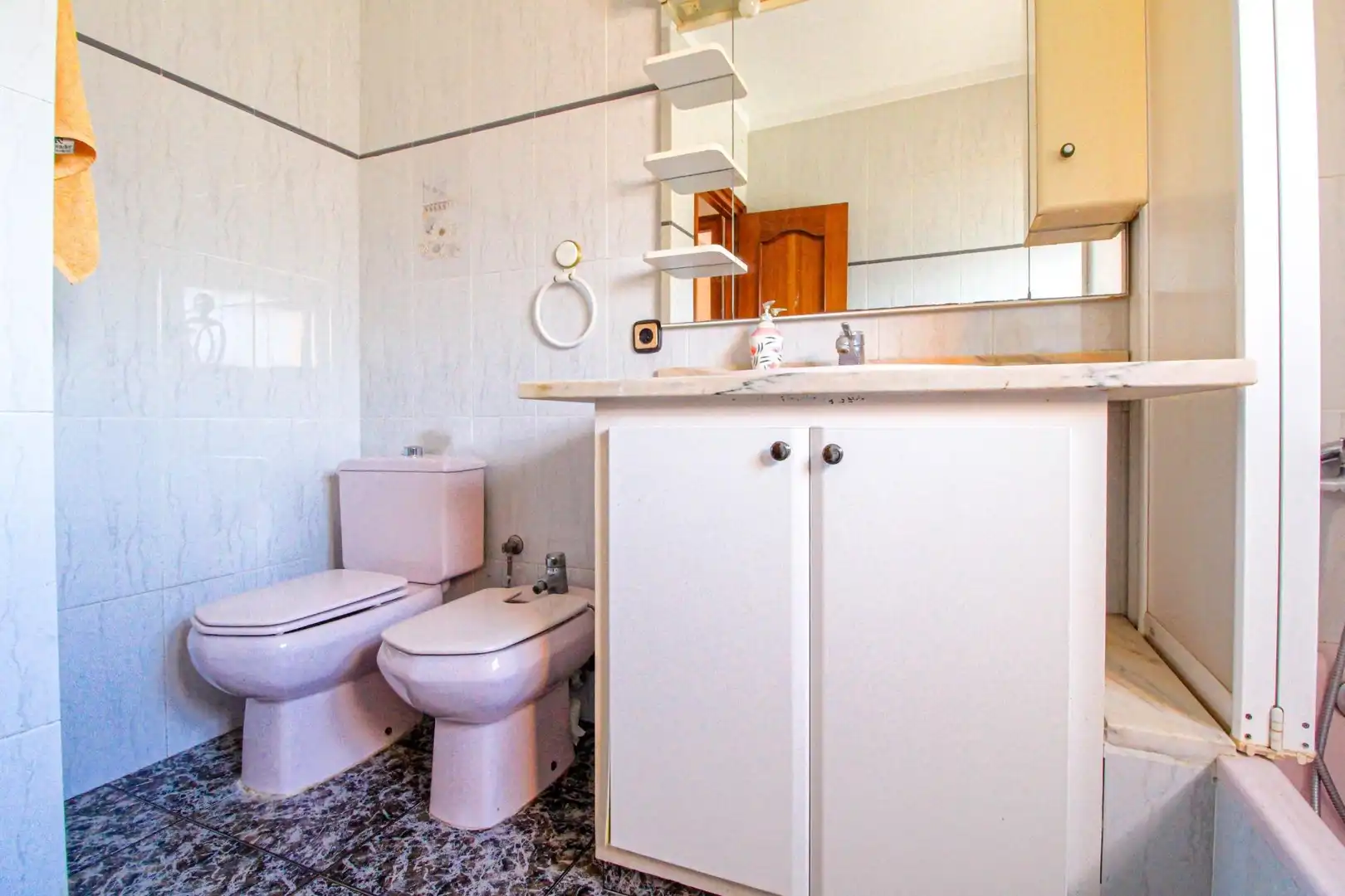 Baño de Casa adosada en venta en Cabanes (Girona) con Jardín privado, Trastero y Amueblado