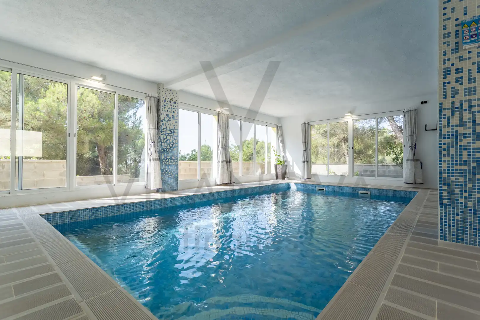 Piscina de Casa o chalet en venta en Cabra del Camp con Aire acondicionado, Calefacción y Jardín privado
