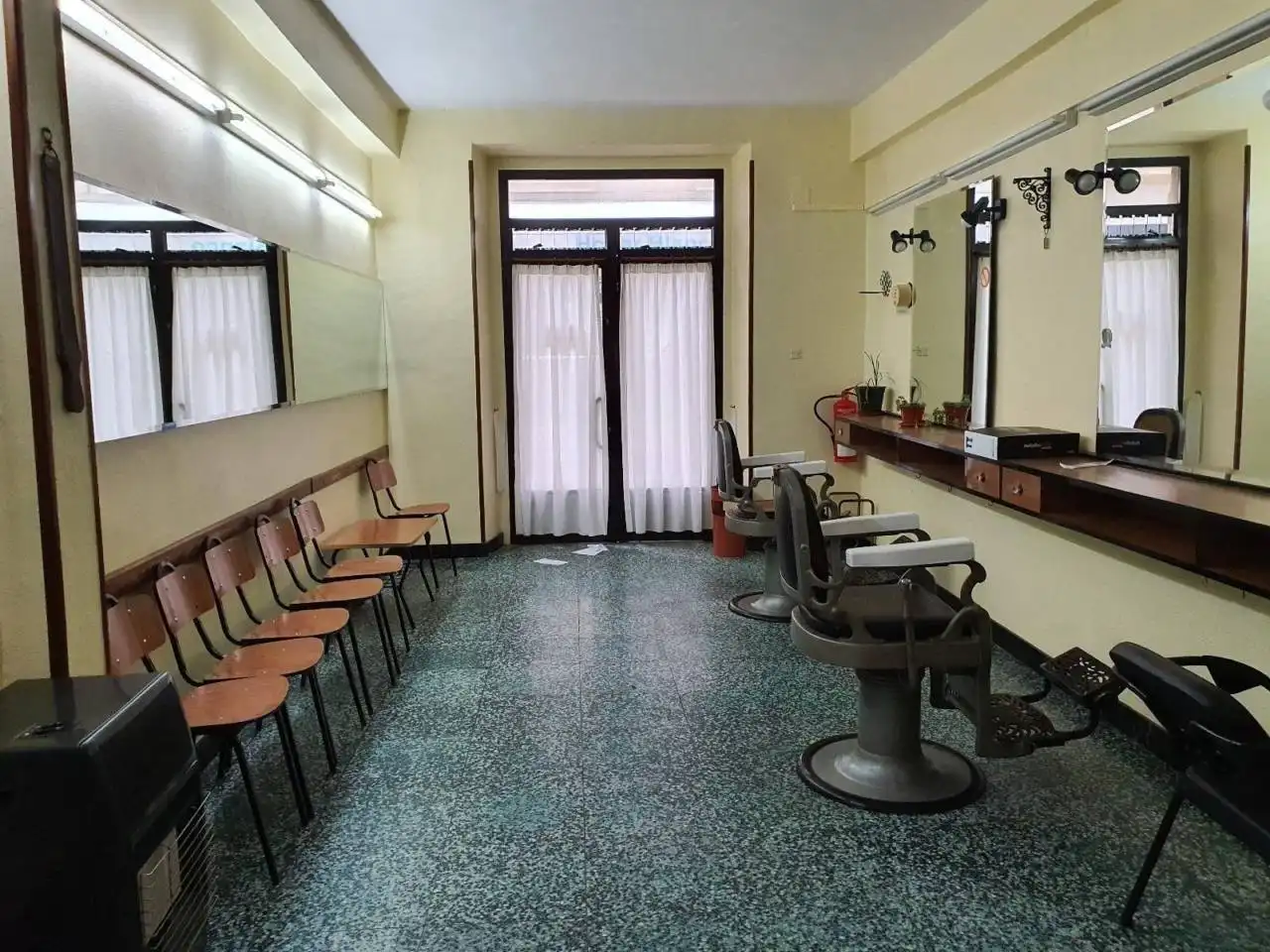 Local comercial en venda a Calle SAN JERONIMO 14, imagen 2