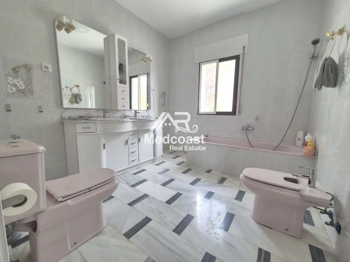 Bathroom of Detached homes for sale in Somontín  with Terrace and Storage room