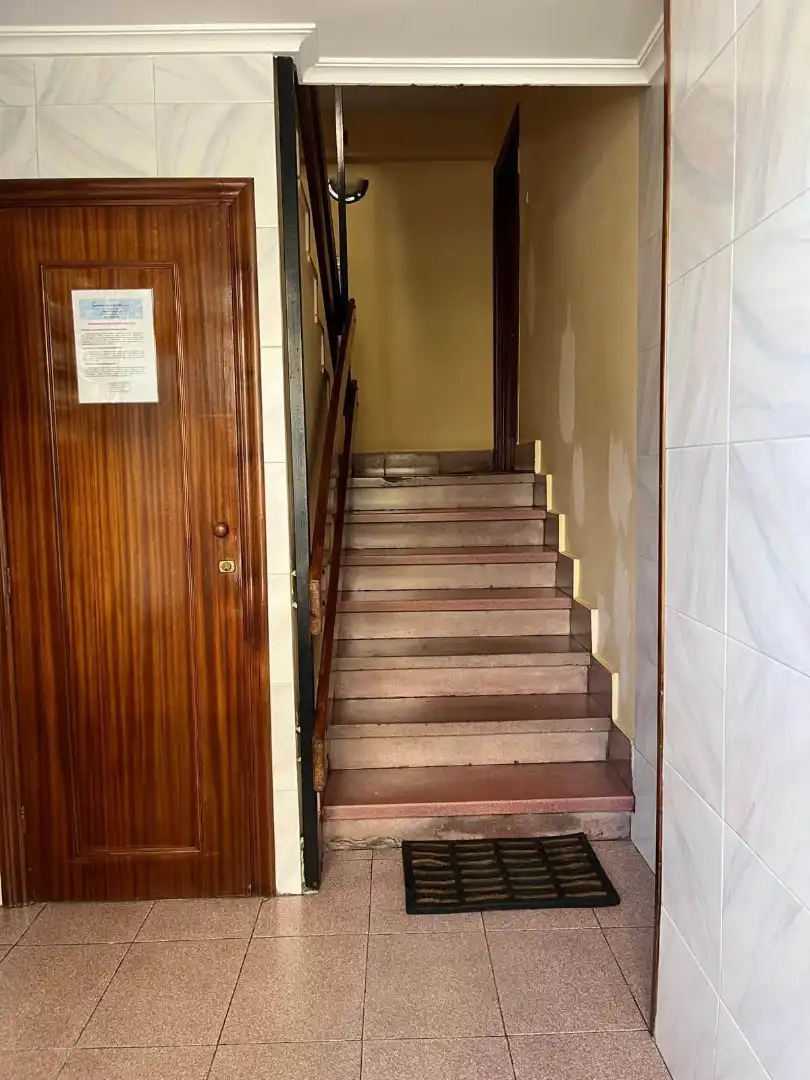 Piso de alquiler en Torrelavega  con Calefacción, Parquet y Amueblado