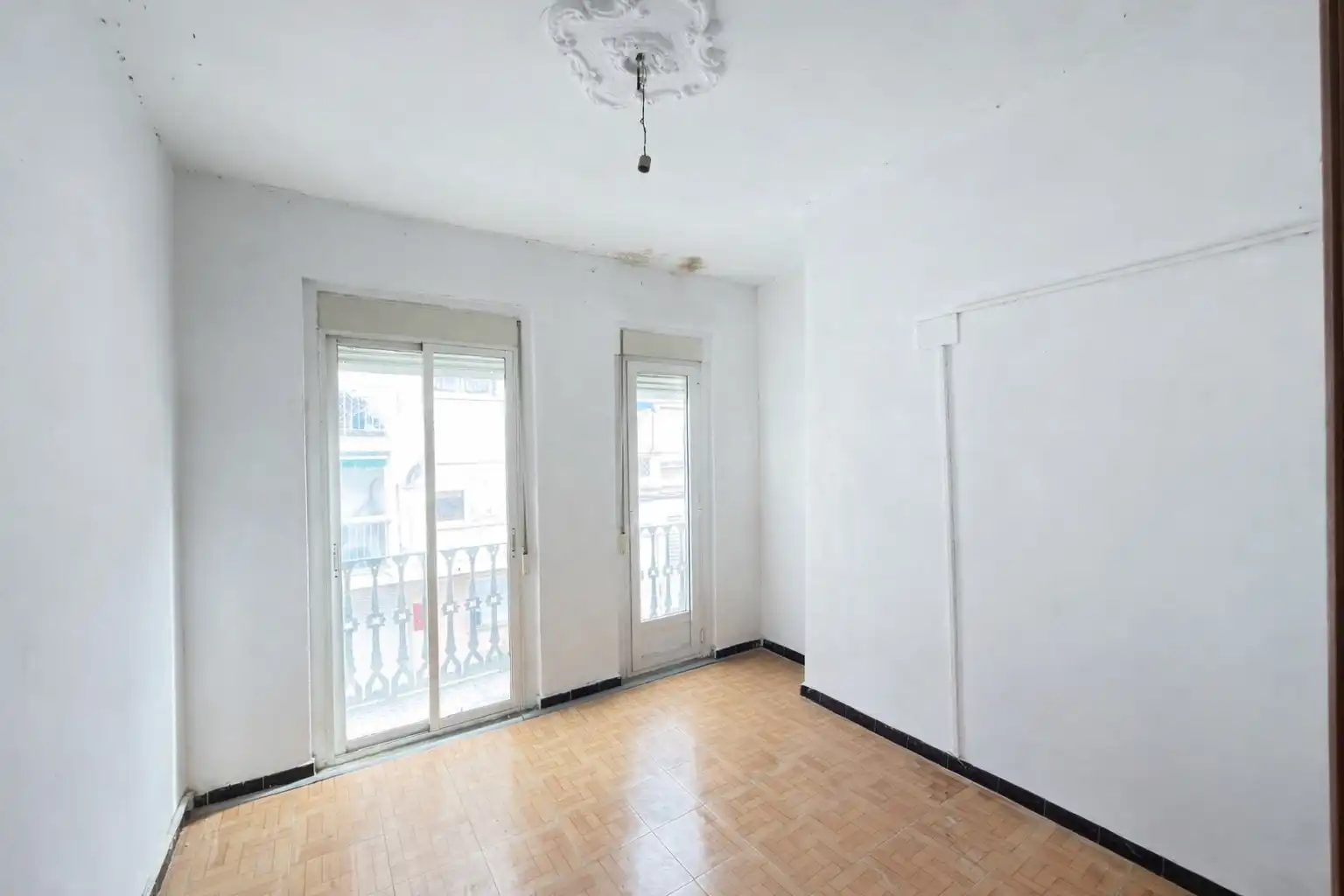 Bedroom of Flat for sale in Valencia  with Balcony