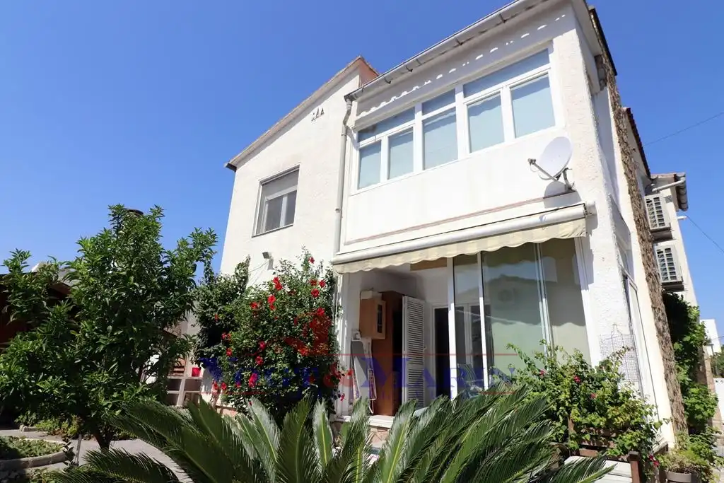 Casa con terraza en venta en Carrer Montgrí, imagen 55
