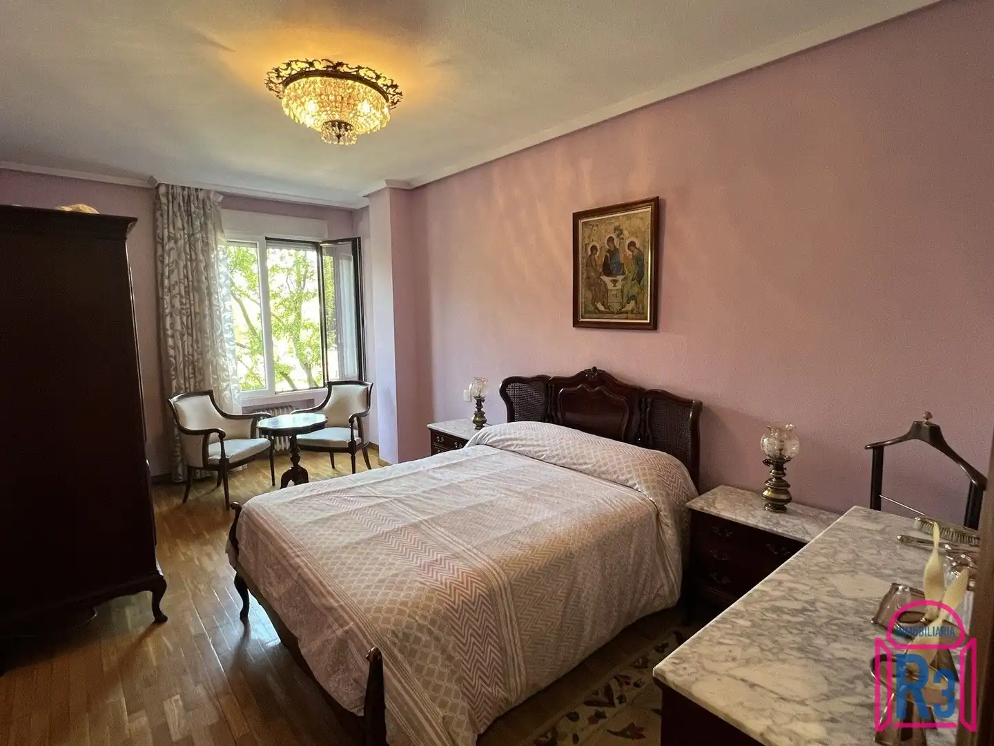 Habitación de Piso en venta en León Capital  con Calefacción, Terraza y Trastero