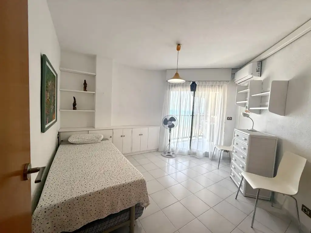 Apartament de lloguer a Avenida Ferrandis Salvador, Heliópolis