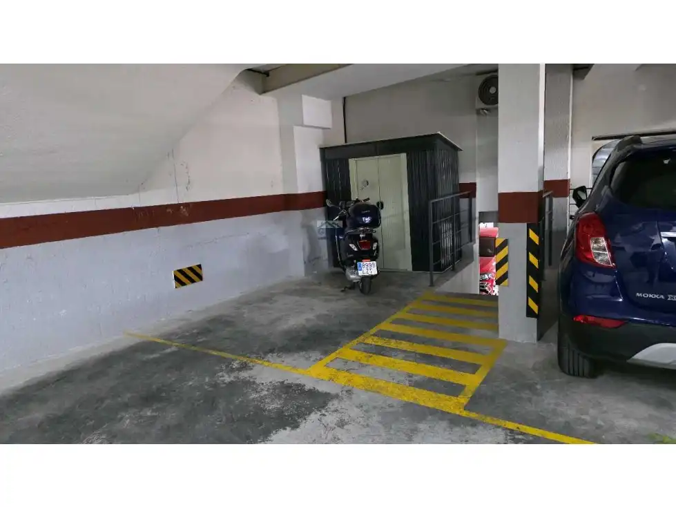 Parking de Apartamento en venta en Dénia con Aire acondicionado, Calefacción y Terraza