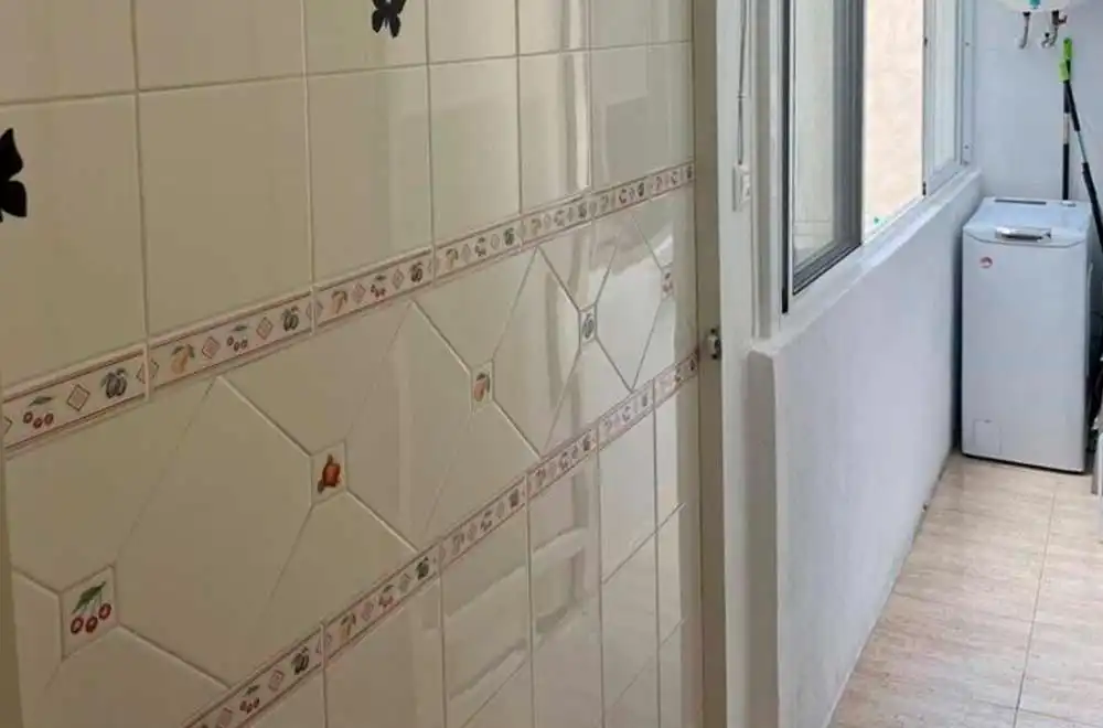 Bathroom of Flat for share in Alicante / Alacant