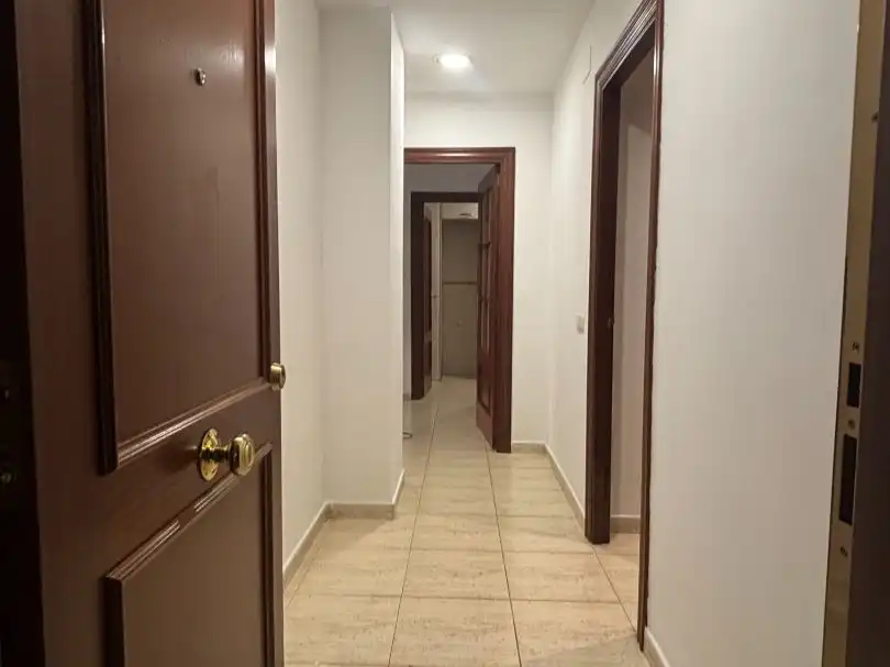 Flat with lift for sale in abat oliba 30, imagen 2