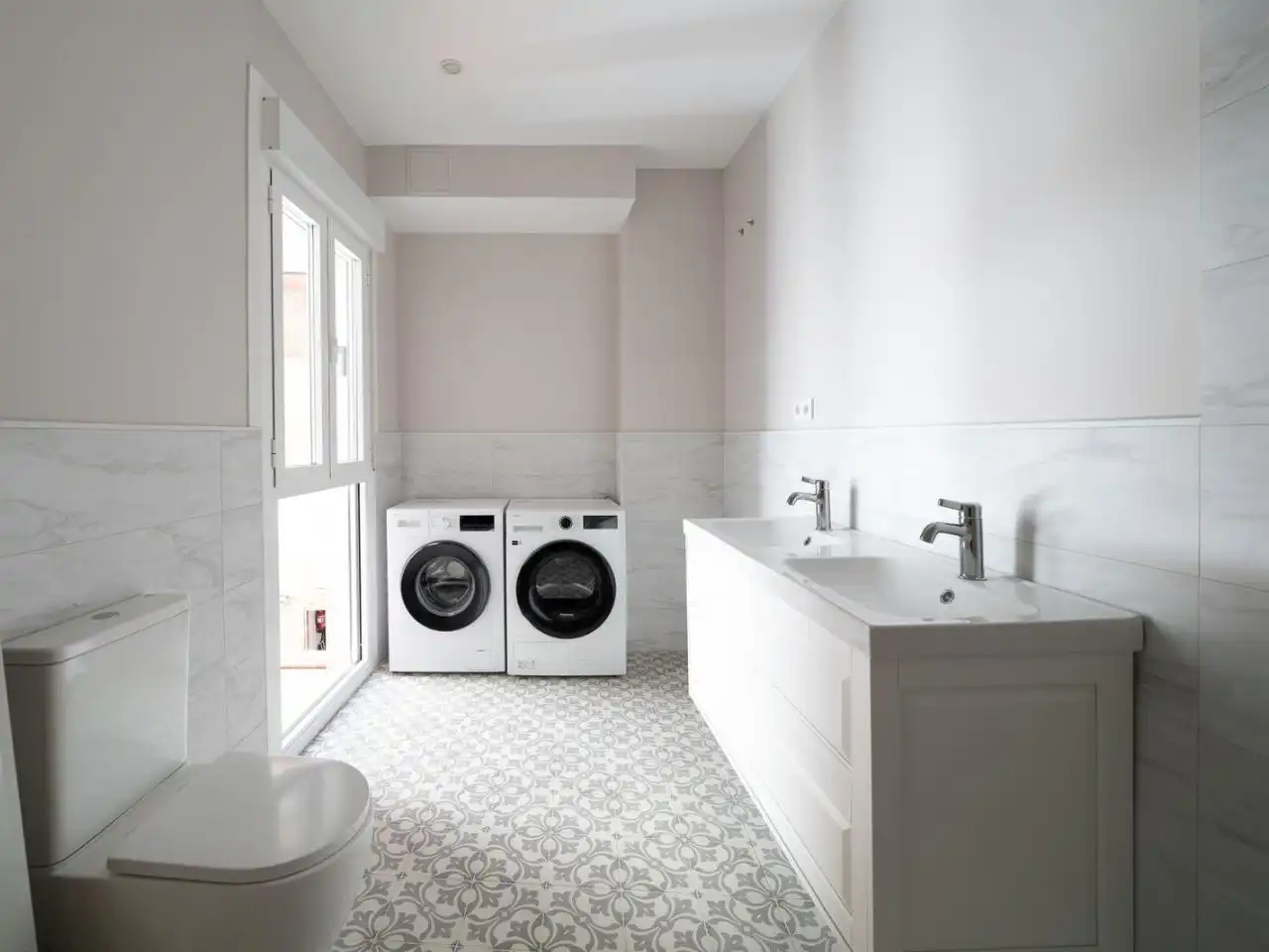 Baño de Piso en venta en  Madrid Capital con Aire acondicionado