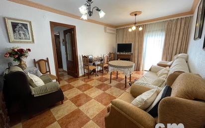 Living room of Flat for sale in Ubrique  with Air Conditioner and Balcony