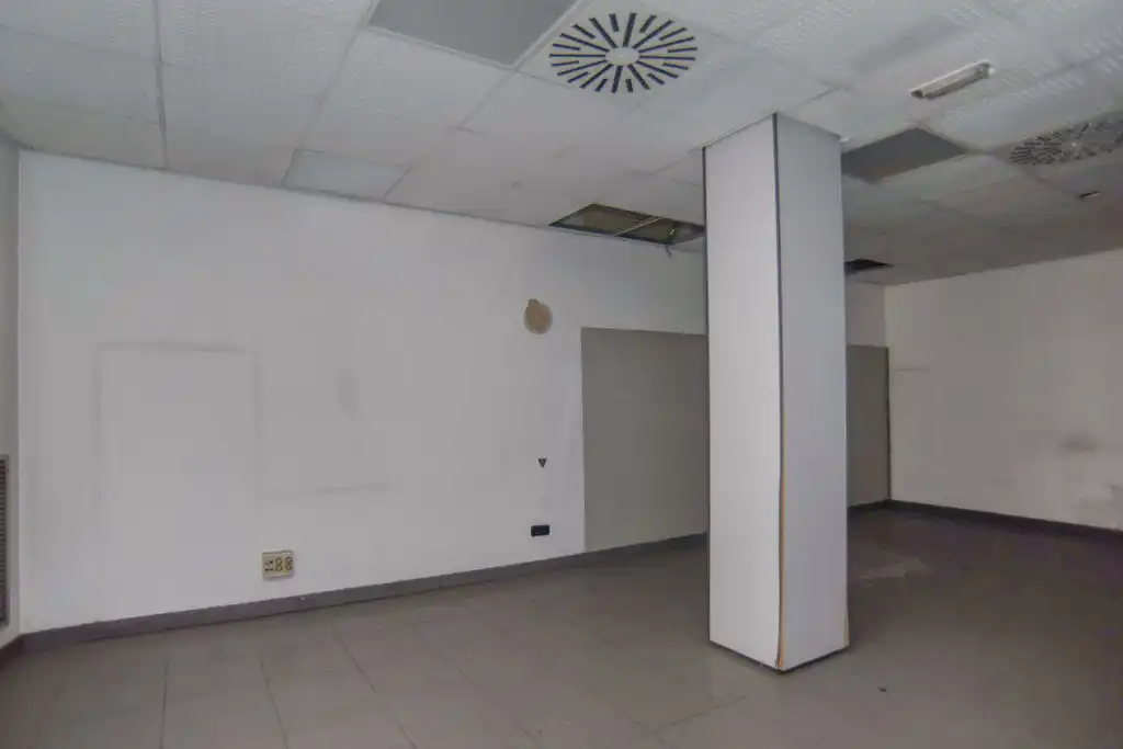 Local comercial en venda a Av Roma, imagen 11