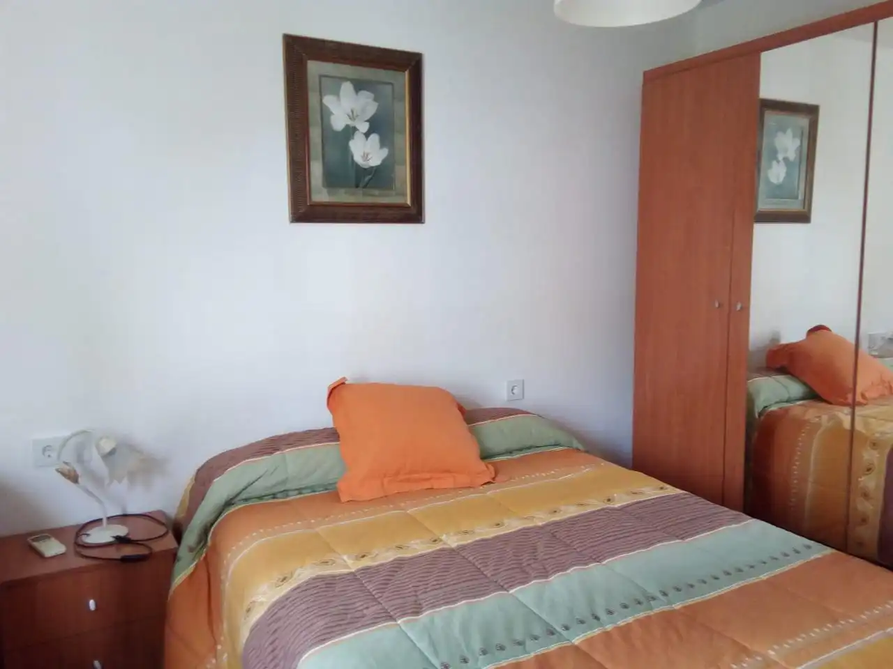 Bedroom of Flat for rent in Sevilla  with Air Conditioner and Furnished