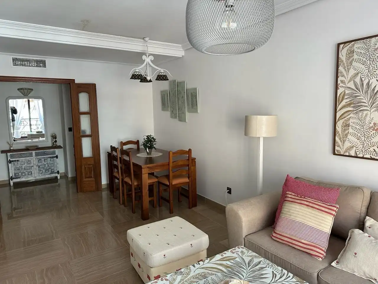 Comedor de Piso de alquiler en Noroeste 