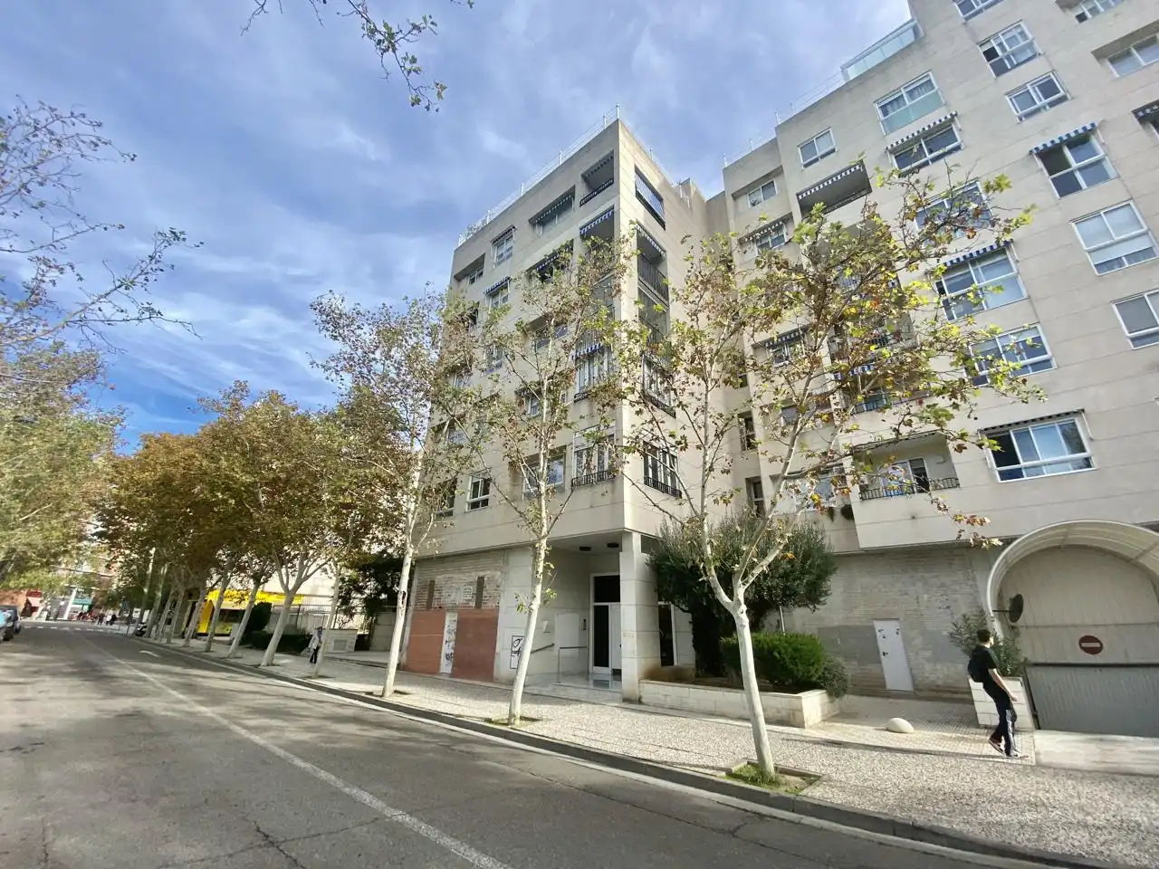 Wohnung zur Miete in Calle de Jorge Sánchez Candial, La Jota