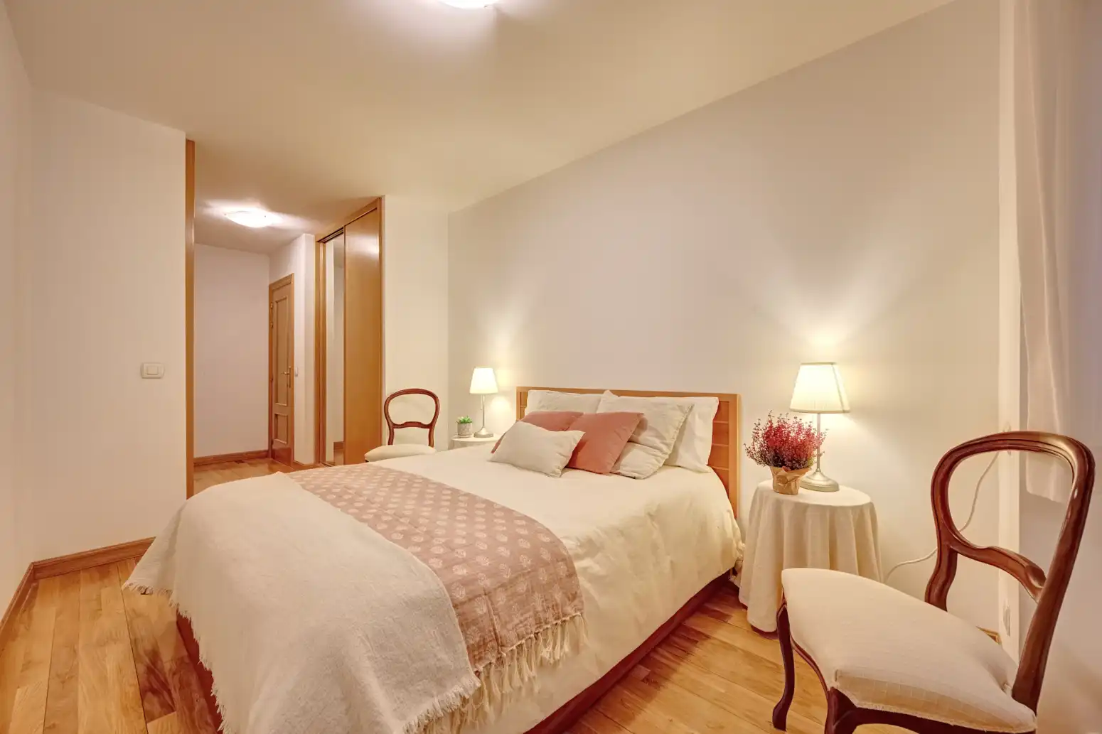 Bedroom of Flat for sale in  Pamplona / Iruña  with Heating, Parquet flooring and Storage room