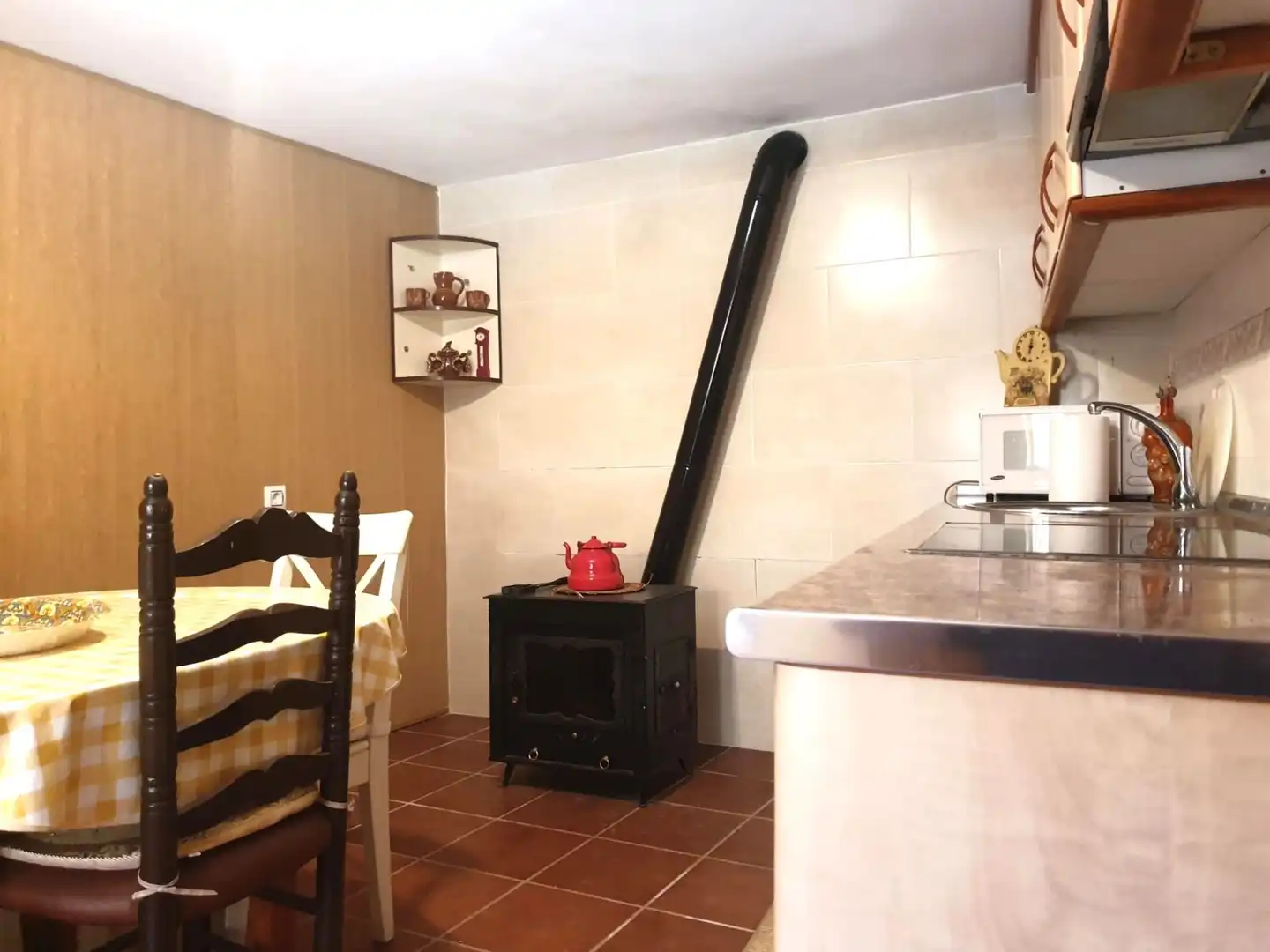 Cuina de Finca rústica en venda en Ariza amb Calefacció i Traster