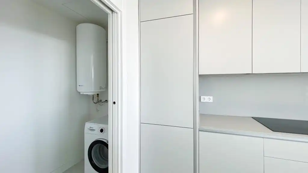 Schlafzimmer von Wohnung zur Miete in Málaga mit Klimaanlage, Heizung und Privatgarten