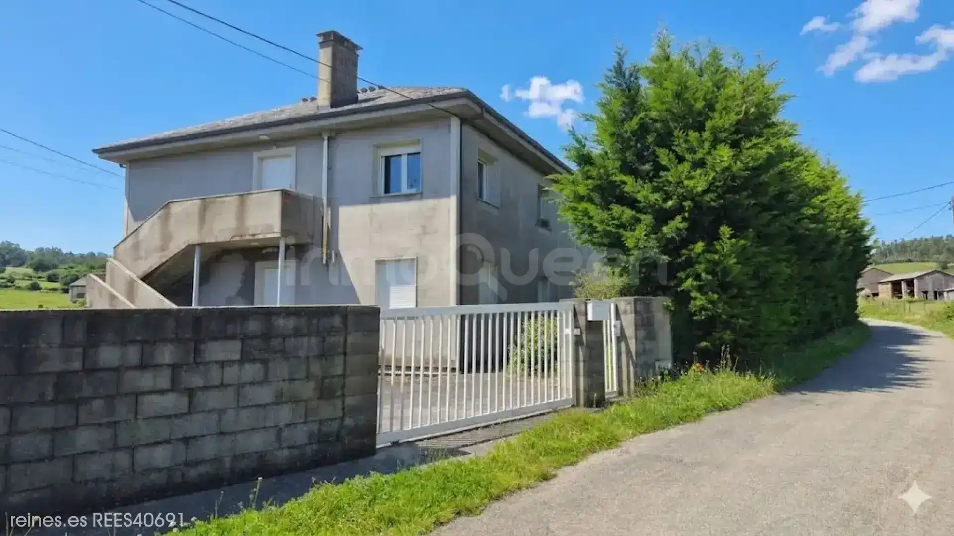 Chalet con jardín en venta en N/A