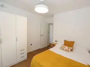 Dormitori de Pis de lloguer en Almuñécar amb Aire condicionat, Terrassa i Moblat