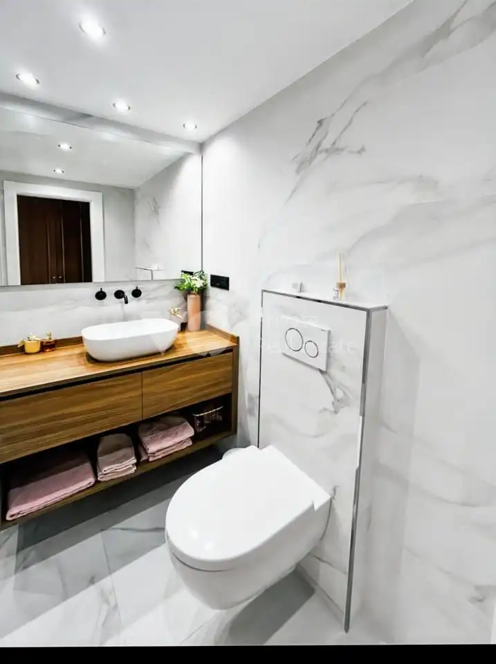 Baño de Dúplex en venta en Majadahonda con Aire acondicionado, Calefacción y Parquet