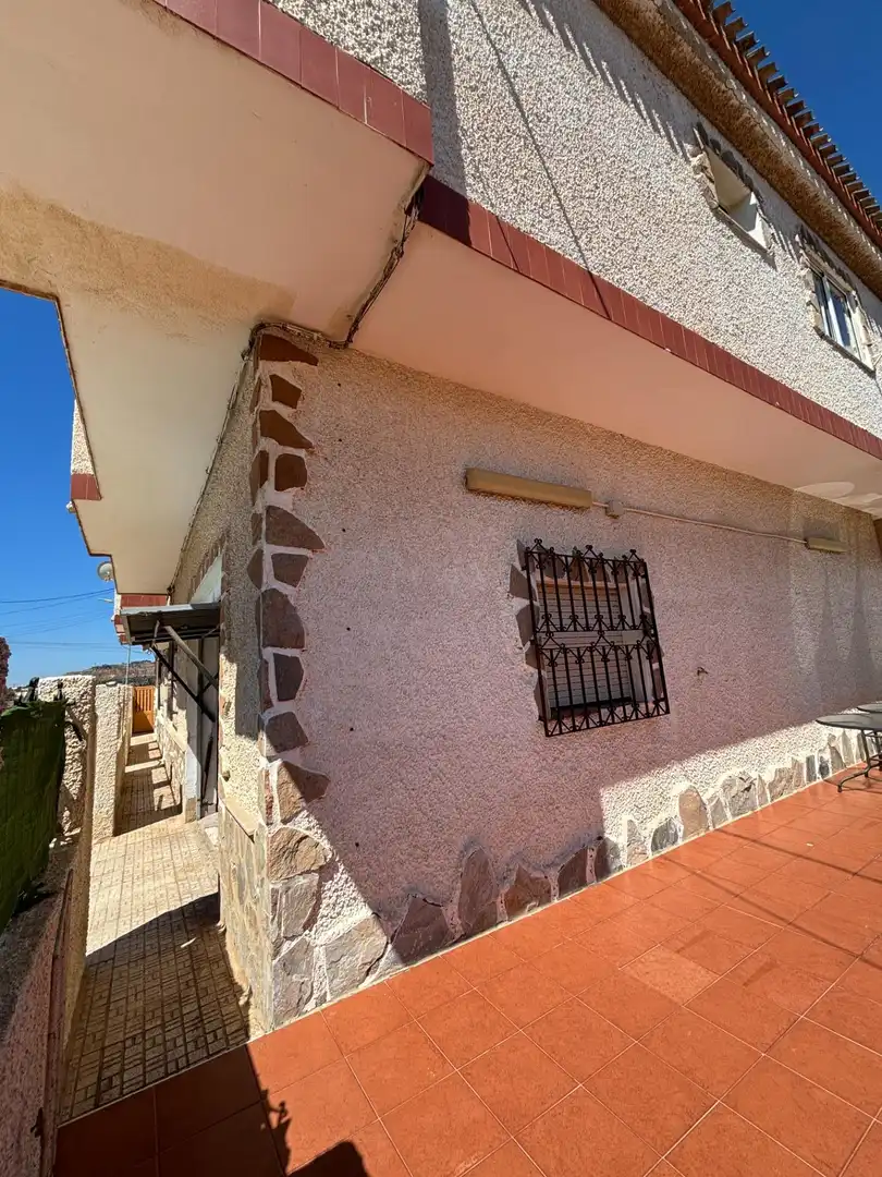 Vista exterior de Casa o xalet en venda en La Unión