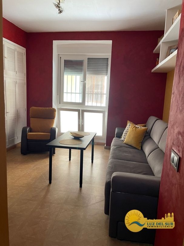 Living room of Flat for sale in  Cádiz Capital  with Furnished