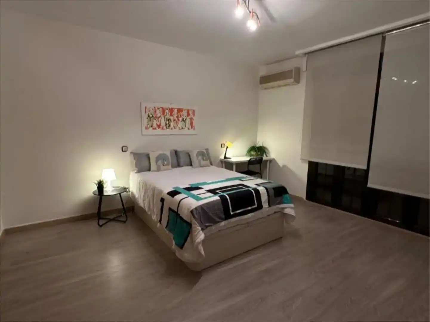 Habitación de Piso para compartir en Las Rozas de Madrid con Jardín privado y Amueblado