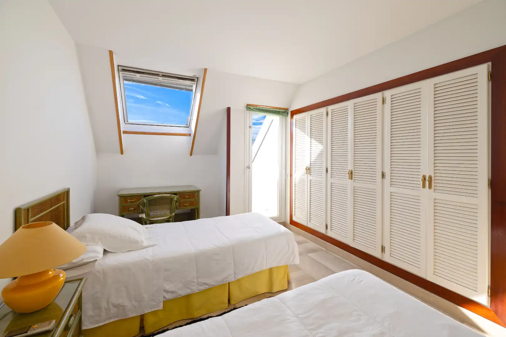 Habitación de Ático en venta en Marbella con Aire acondicionado, Calefacción y Terraza