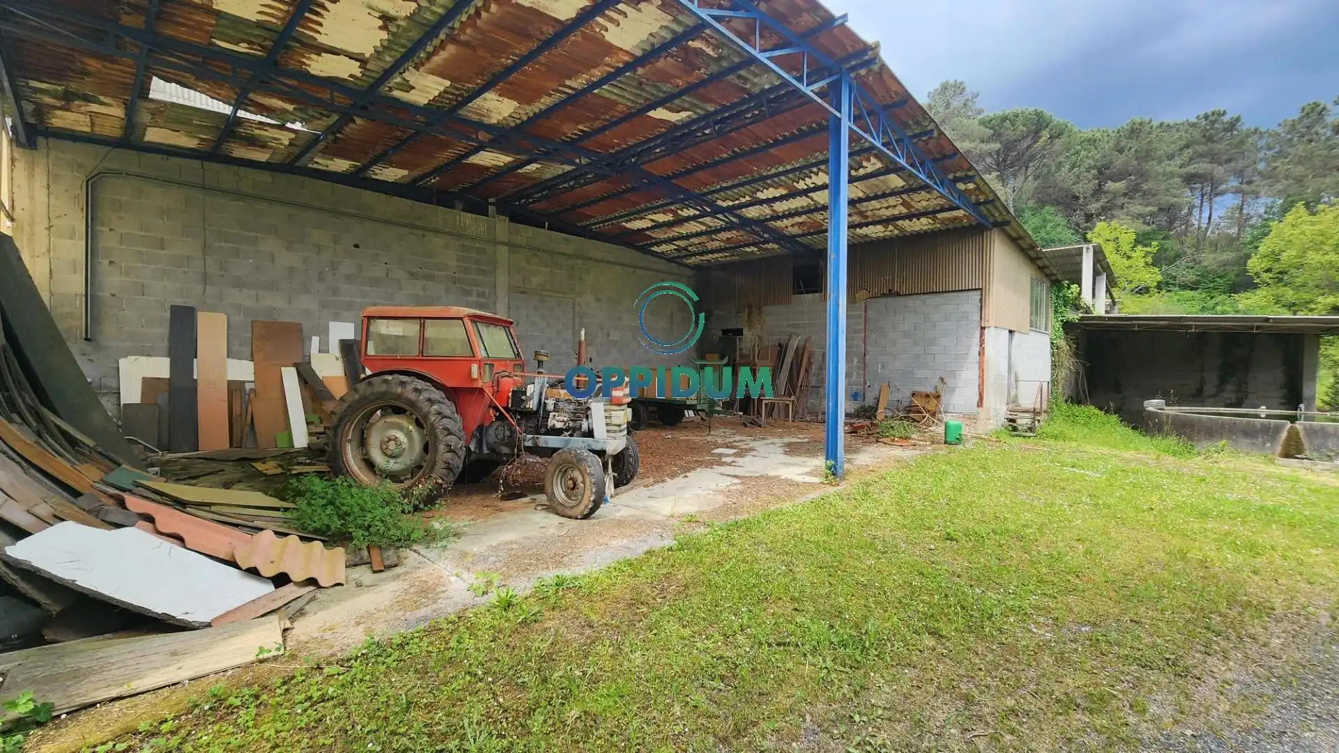Exterior view of Industrial buildings for sale in Touro