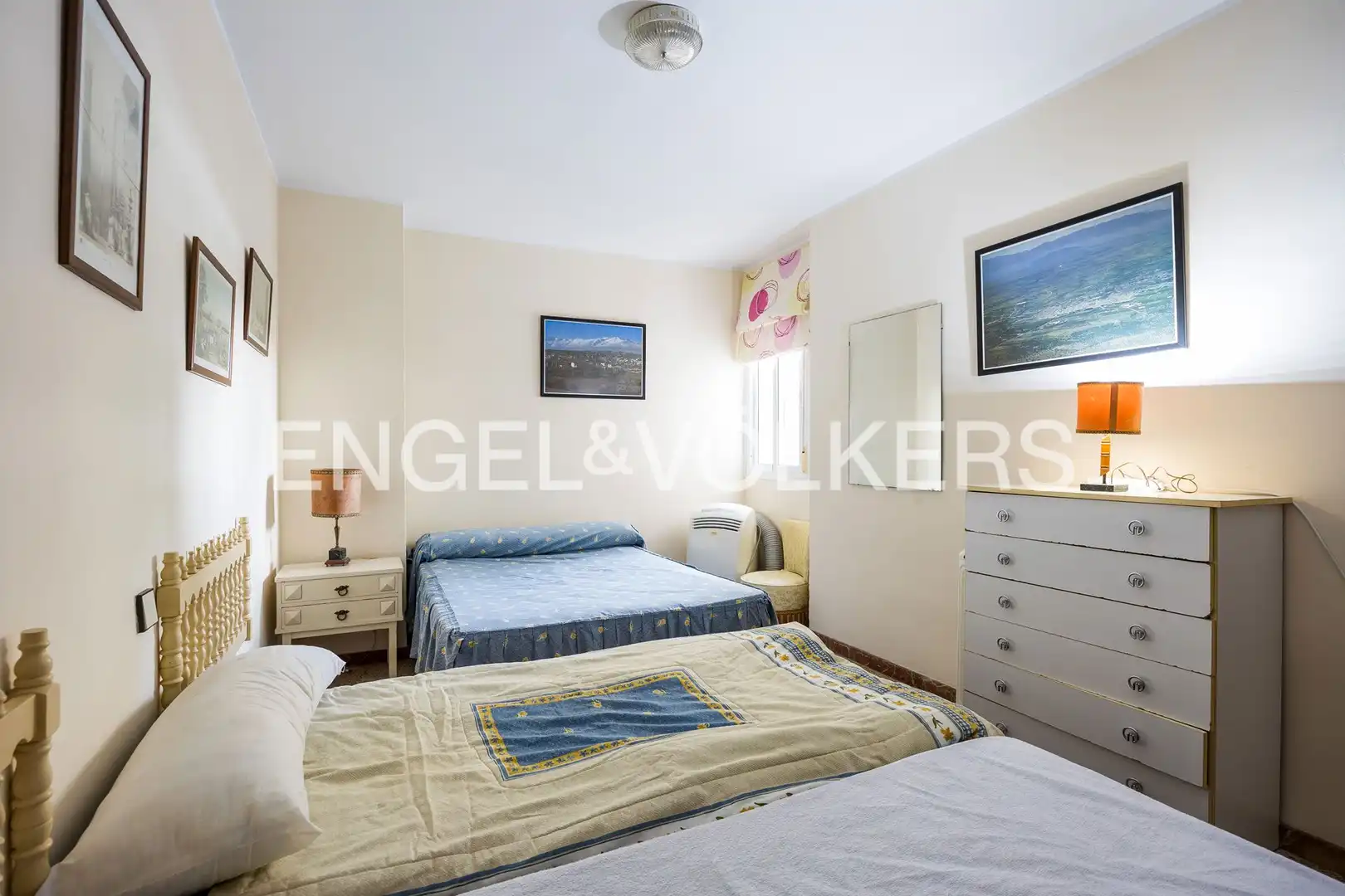Habitación de Planta baja en venta en Chipiona con Calefacción y Terraza