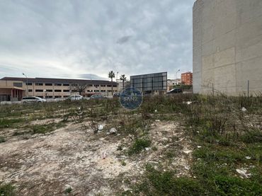 Terreny residencial en venda a Treballadors