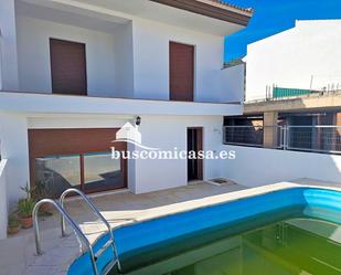 Swimming pool of Single-family semi-detached for sale in Cárcheles  with Terrace, Swimming Pool and Balcony